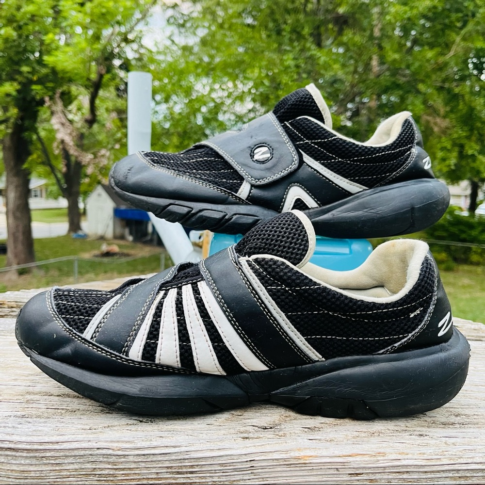 Zeko Athletic Shoes Men 12 Hook/Loop Strap Sole Shows Minor Wear Synth. Material